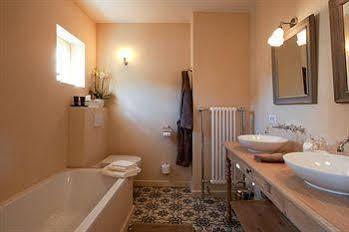 Bed & Breakfast B'guest Sleep & Retreat